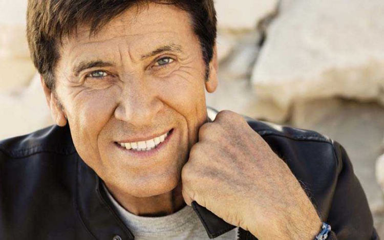 Telefona al 118 e si spaccia per Gianni Morandi