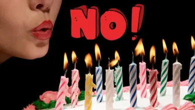 Soffiare sulle candeline di compleanno