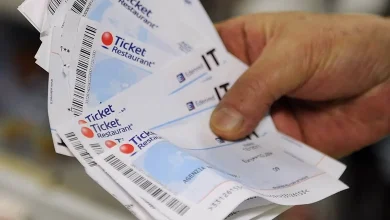 Licenziato per aver donato buoni pasto